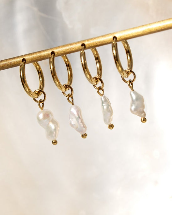 Lisas Power Pearl Hoop Set gold