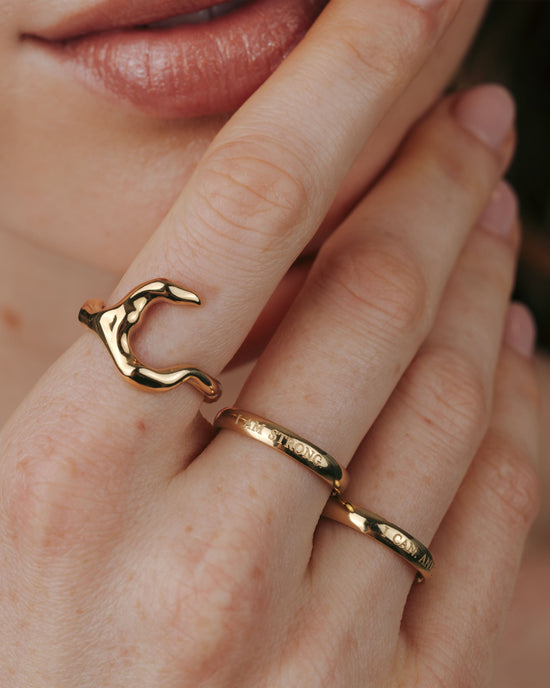 I am strong Ring gold