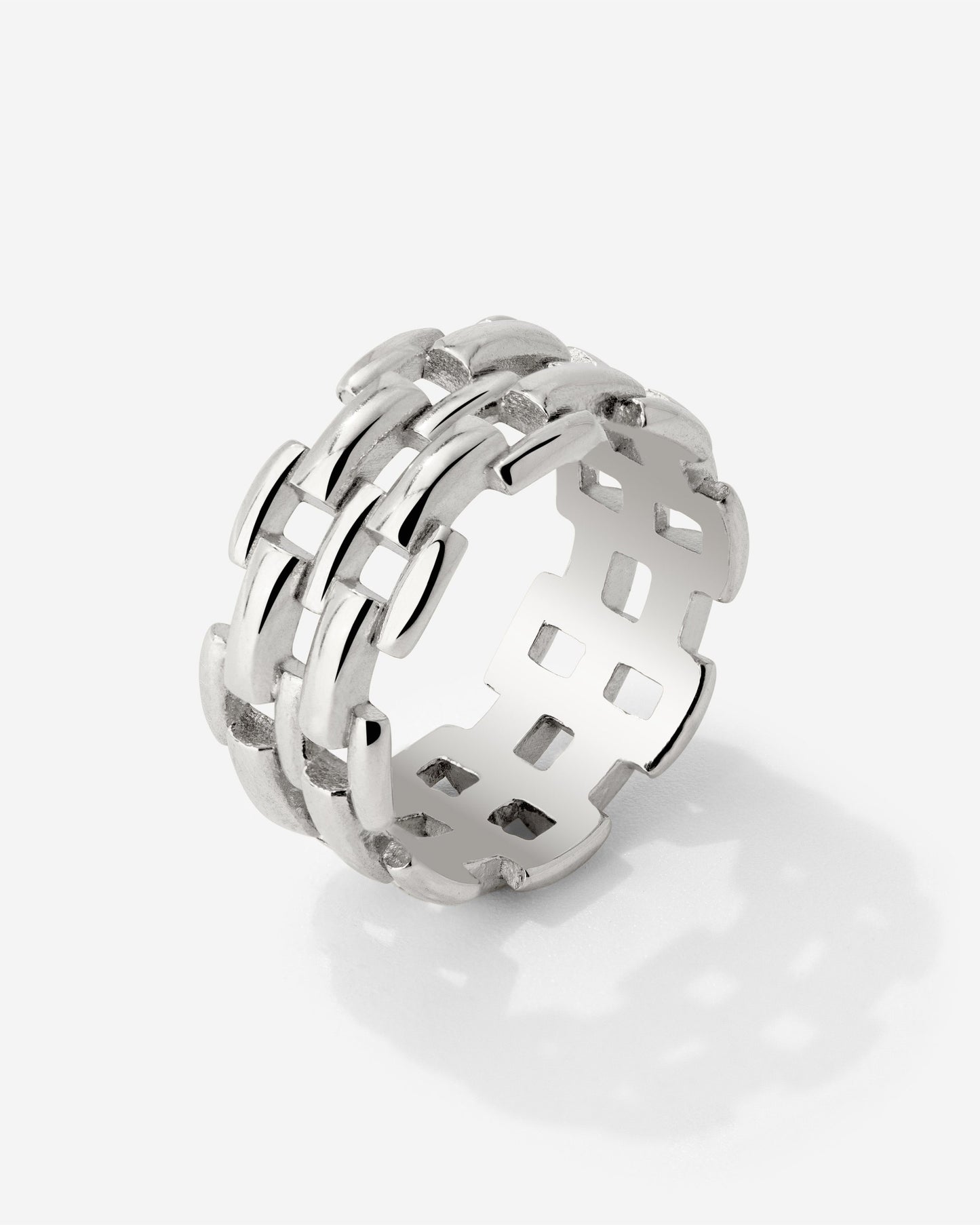 [[Color:Silver]]