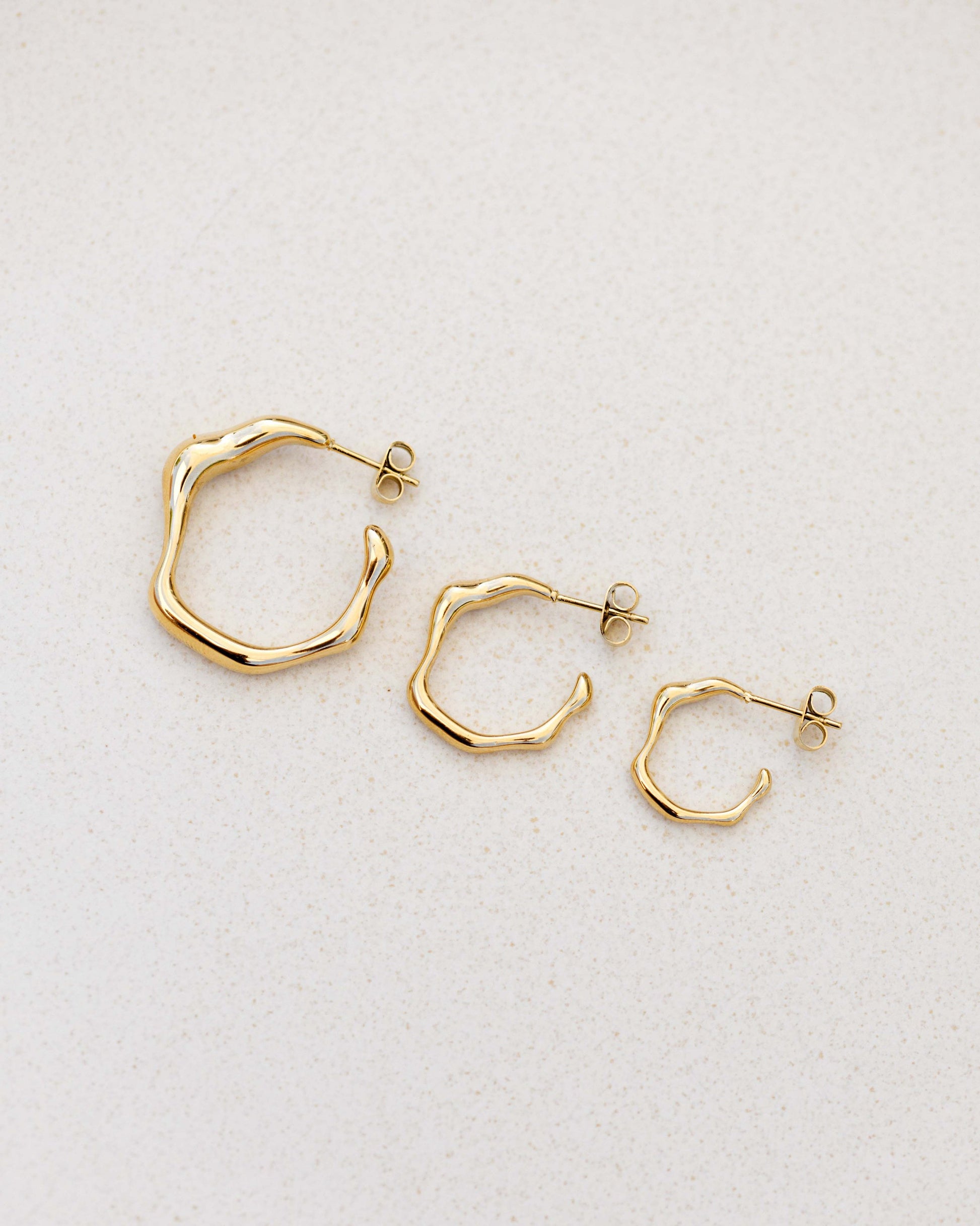 Solar Wave Hoop Studs Medium