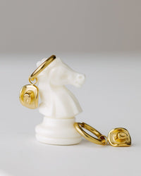 [[Color:Gold]]