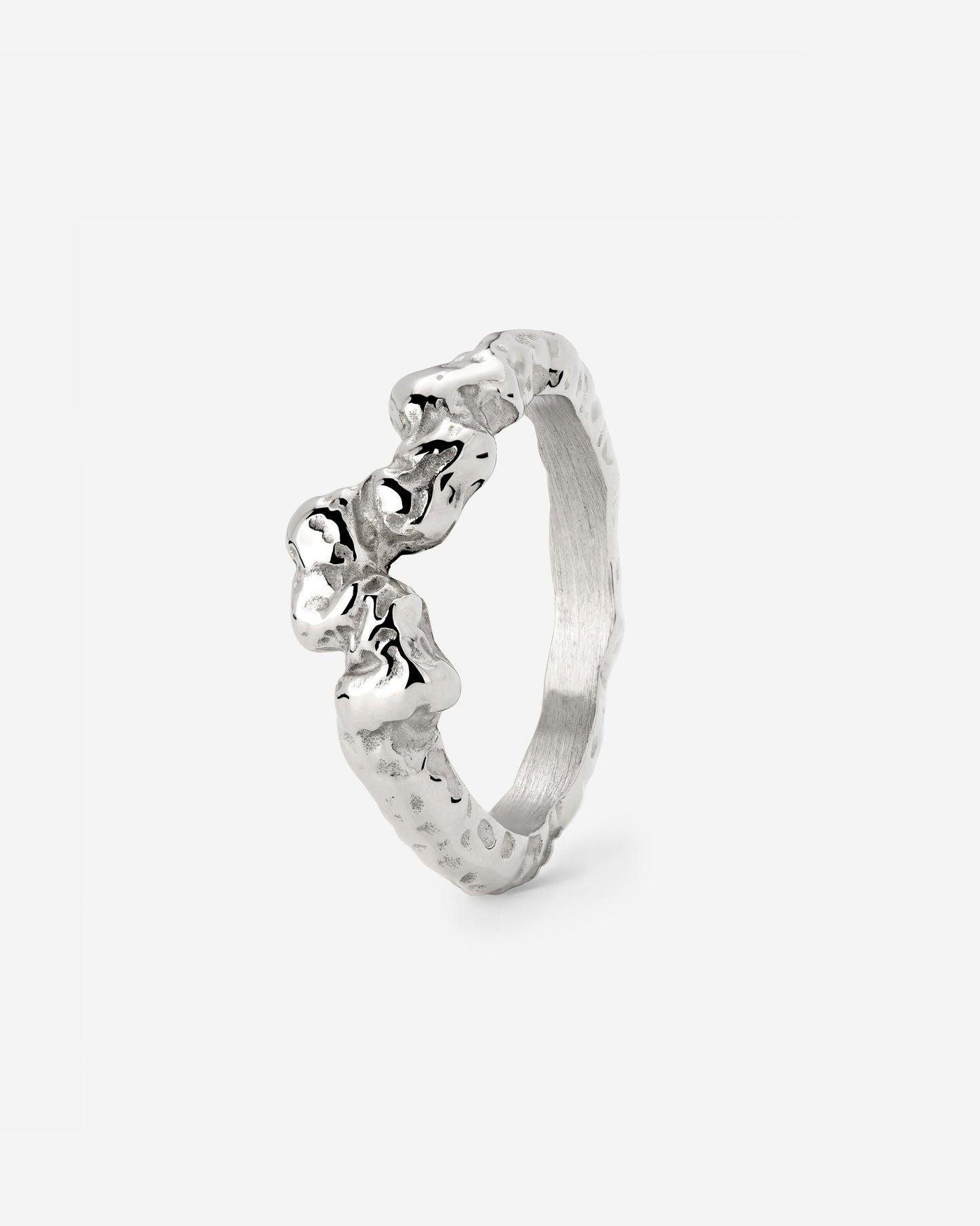 [[Color:Silver]]