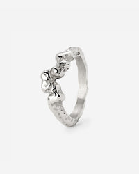 [[Color:Silver]]