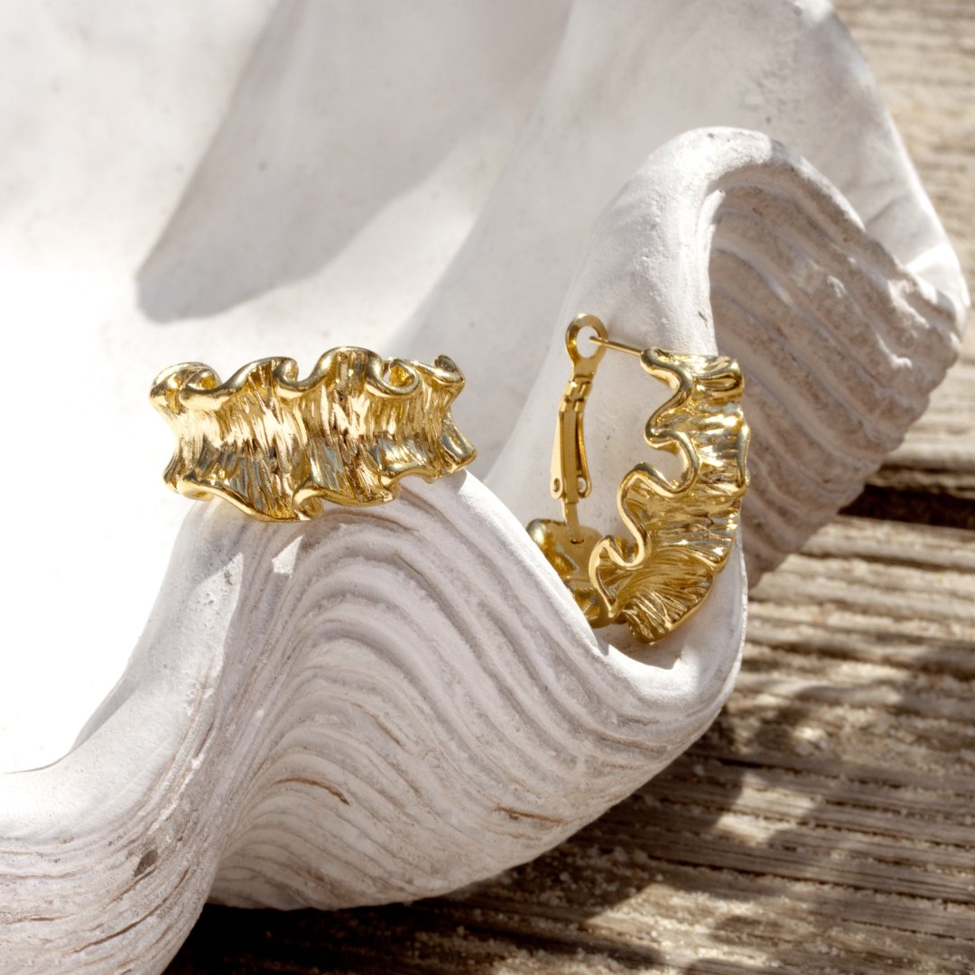 [[Farbe:Gold]]