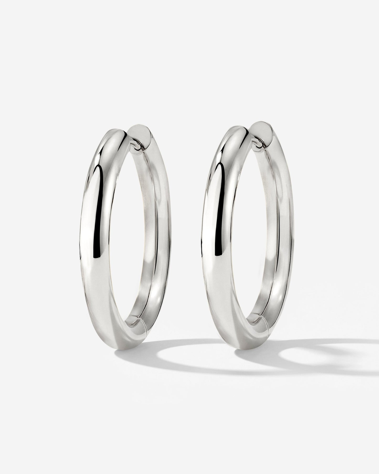 [[Color:Silver]]
