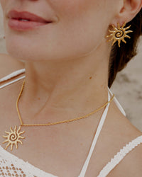 [[Farbe:Gold,shopthelook]]