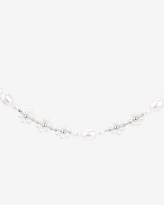 Flowery Pearls Choker Silver