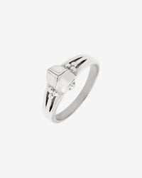 [[Color:Silver]]