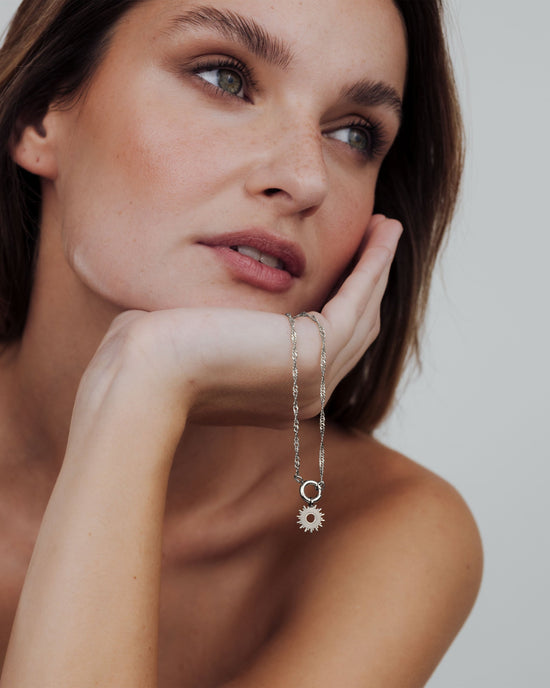 Sun Ray Singapore Chain Necklace Set Silver