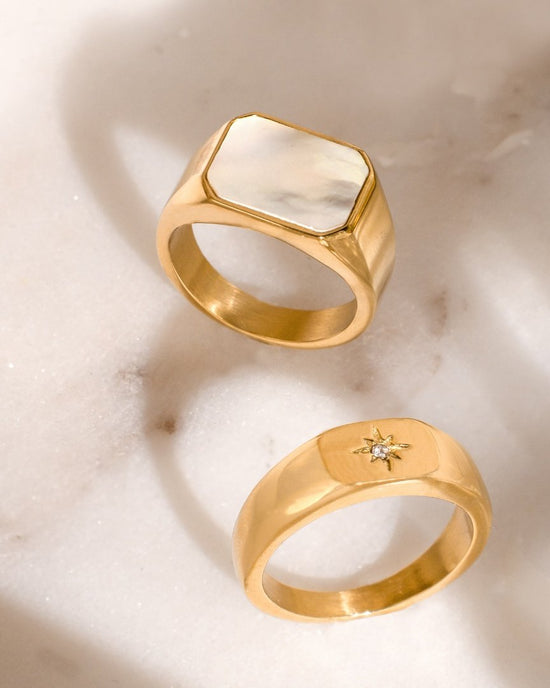 Mother of Pearls Ring Silver