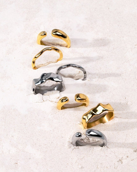 Flowing Ring Gold