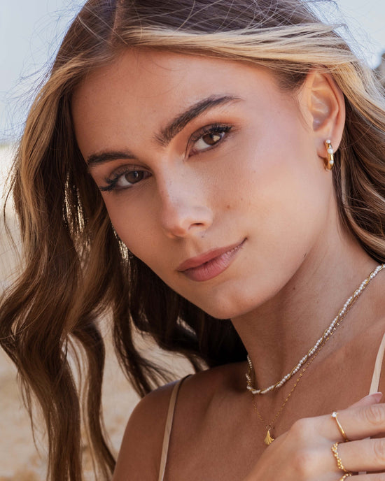 Timeless Chic Hoopies gold