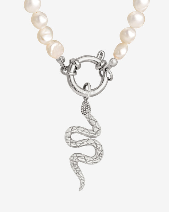 Lola Power Pearl Necklace Set Silver