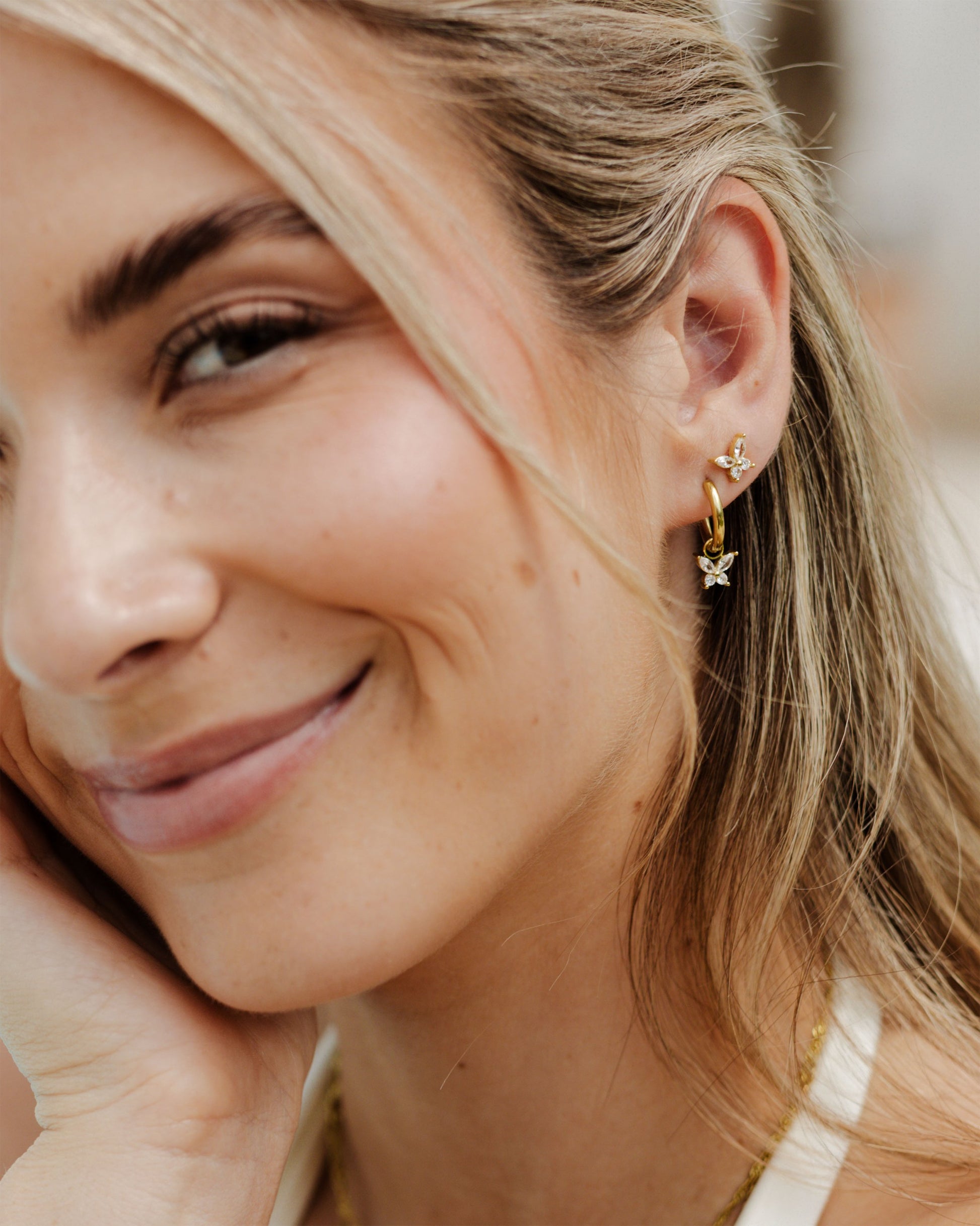 Mariposa Studs
