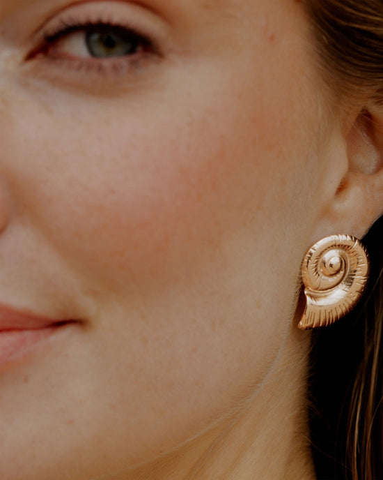 Siren's Spell Studs Rose Gold