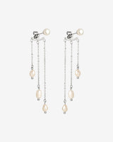 Annas Sparkle Pearl Studs Silver