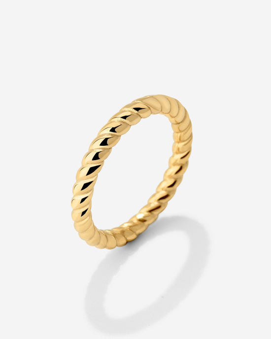 Endless Twist Ring Gold