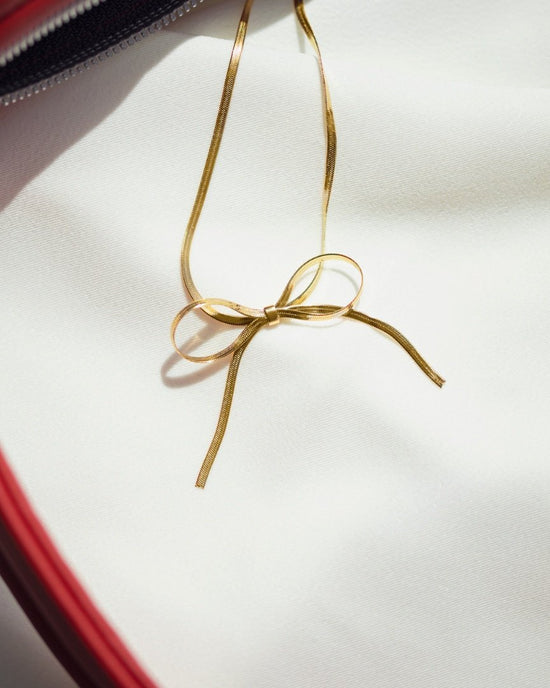 Sweet Bow Necklace gold