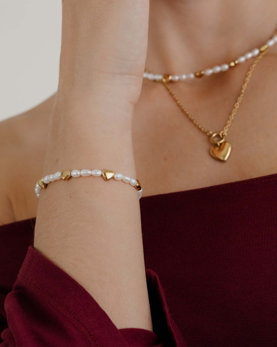 Love Pearls Bracelet Gold