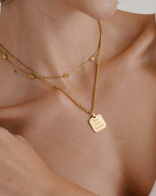 Mom, I am a rich man Necklace Gold