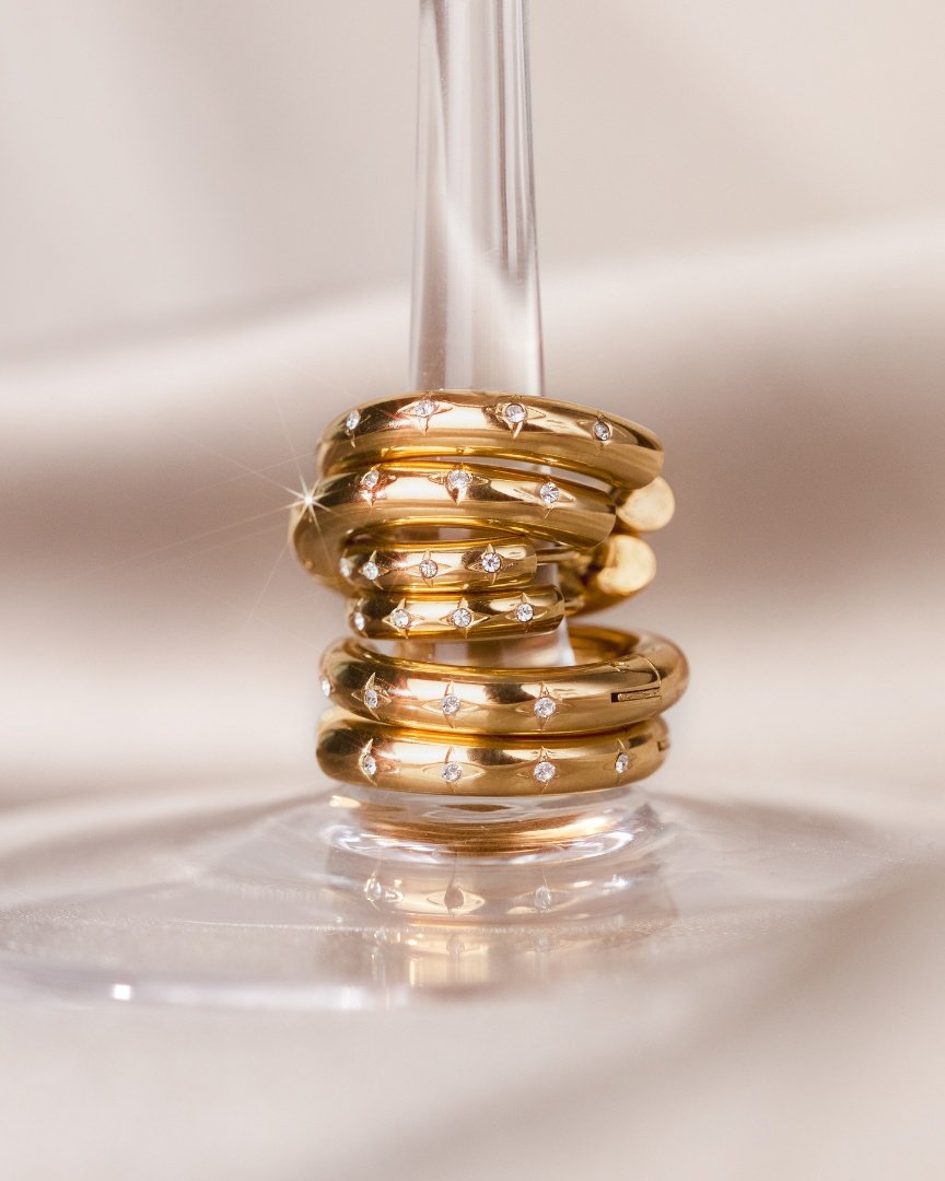 [[Farbe:Gold]]