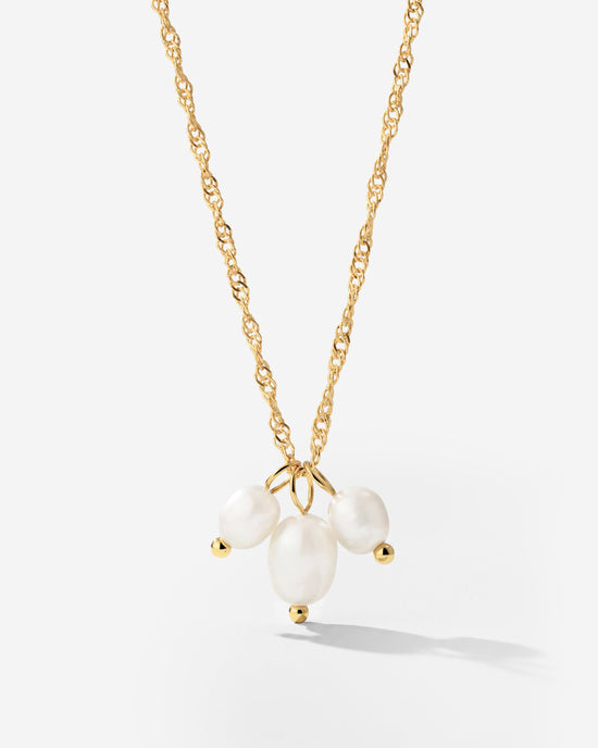 Three Pearls Necklace