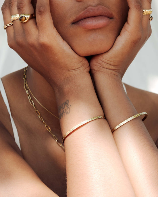 Desert Glow Bangle gold