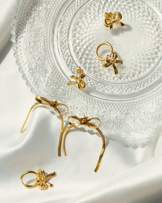 Sweet Bow Earrings gold