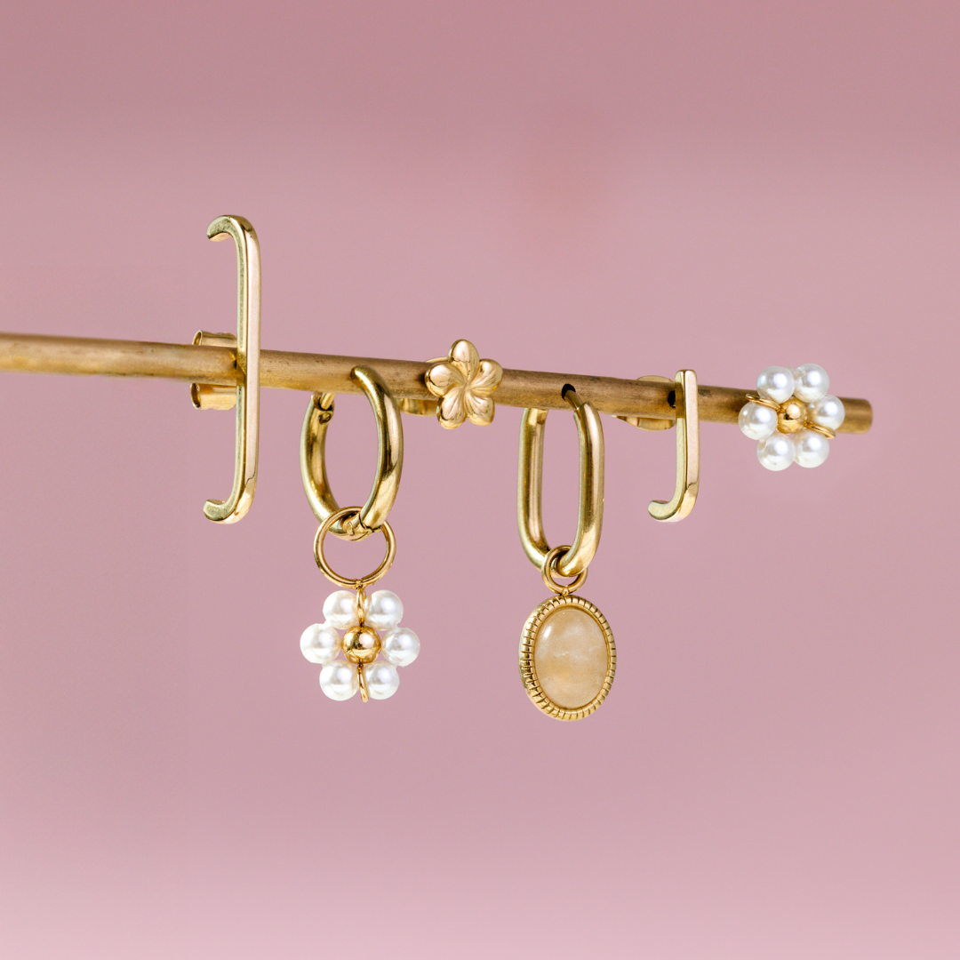 Soft Line Studs Gold