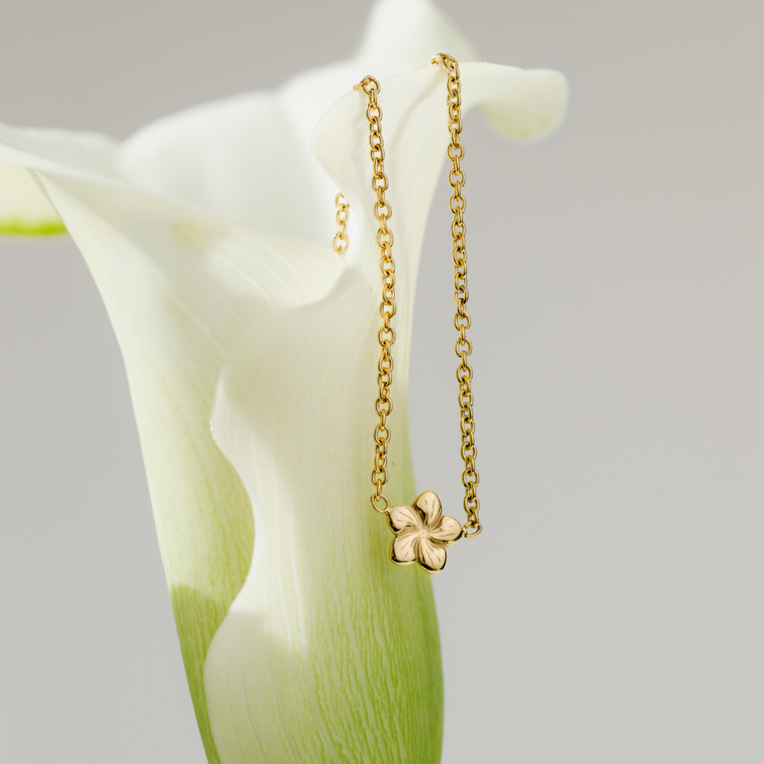 Floral Glow Choker Silver