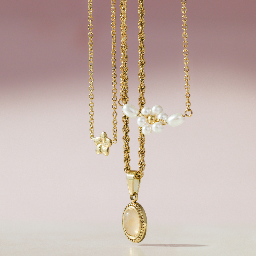 Blush Quartz Necklace Rose Gold