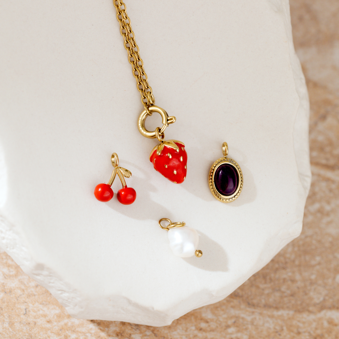 Strawberry Classic Chain Necklace Set Silver