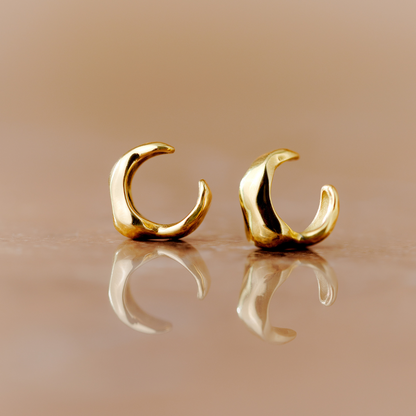 Colorful Conny Ear Cuff Silver