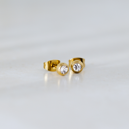 Bezel Bling Studs Gold