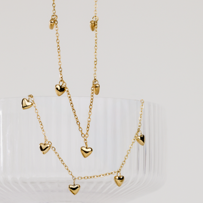 Lovely Heart Choker Gold