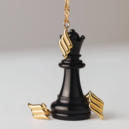 Lustrous Pendant Necklace Rose Gold