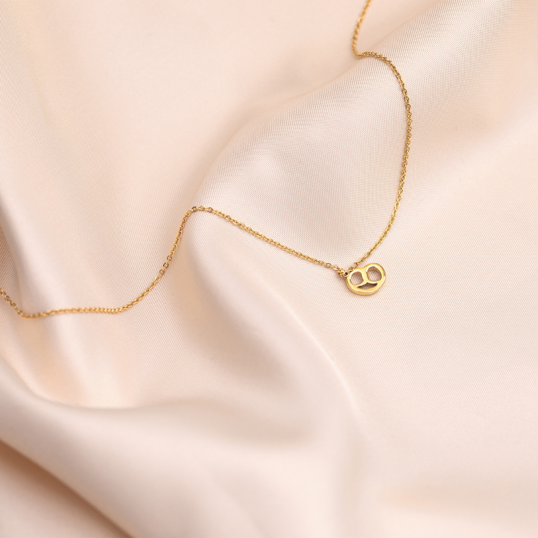 Pretzel Necklace Rose Gold