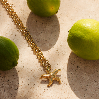 Starfish Necklace Gold