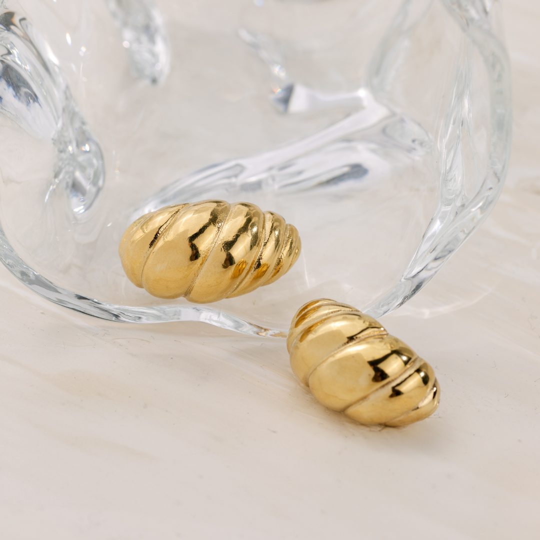 Bold Croissant Studs Gold