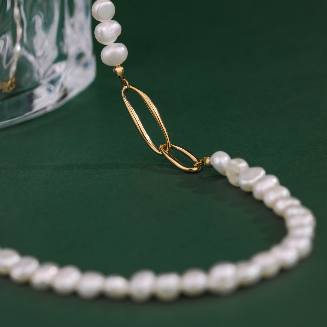 Fluidity Pearl Necklace Silver