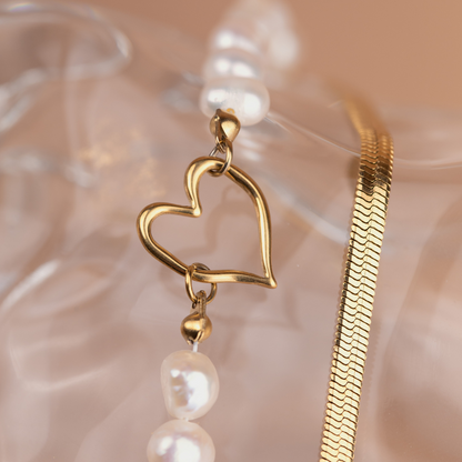 Melting Heart Pearl Bracelet Gold