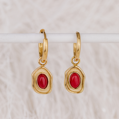 Scarlet Treasure Hoop Set Small Gold