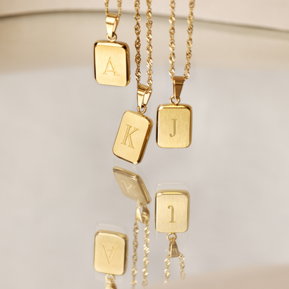 Letter Necklace K Gold