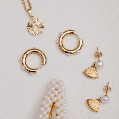 Pearl & Fan Studs Gold