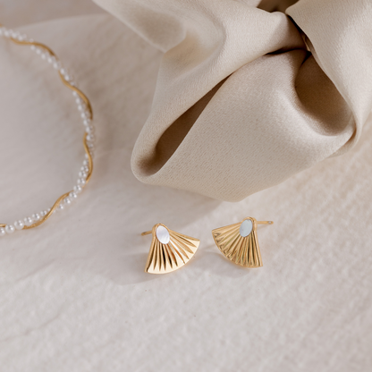 Splendor Studs Gold