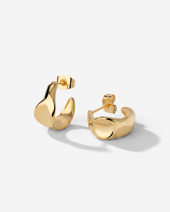 Liquid Shape Studs Baby