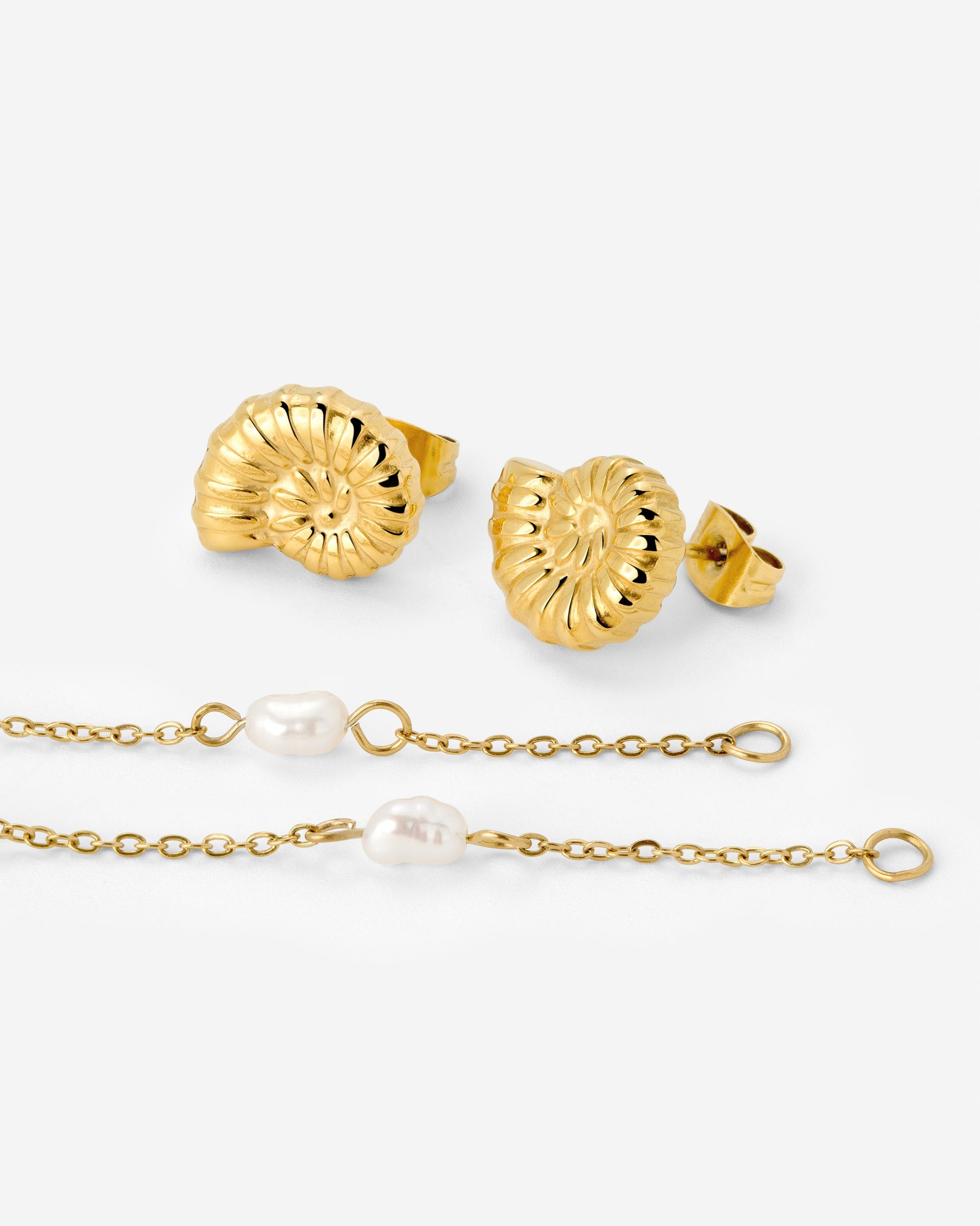 Siren's Spell Pearl Drop Earrings Gold