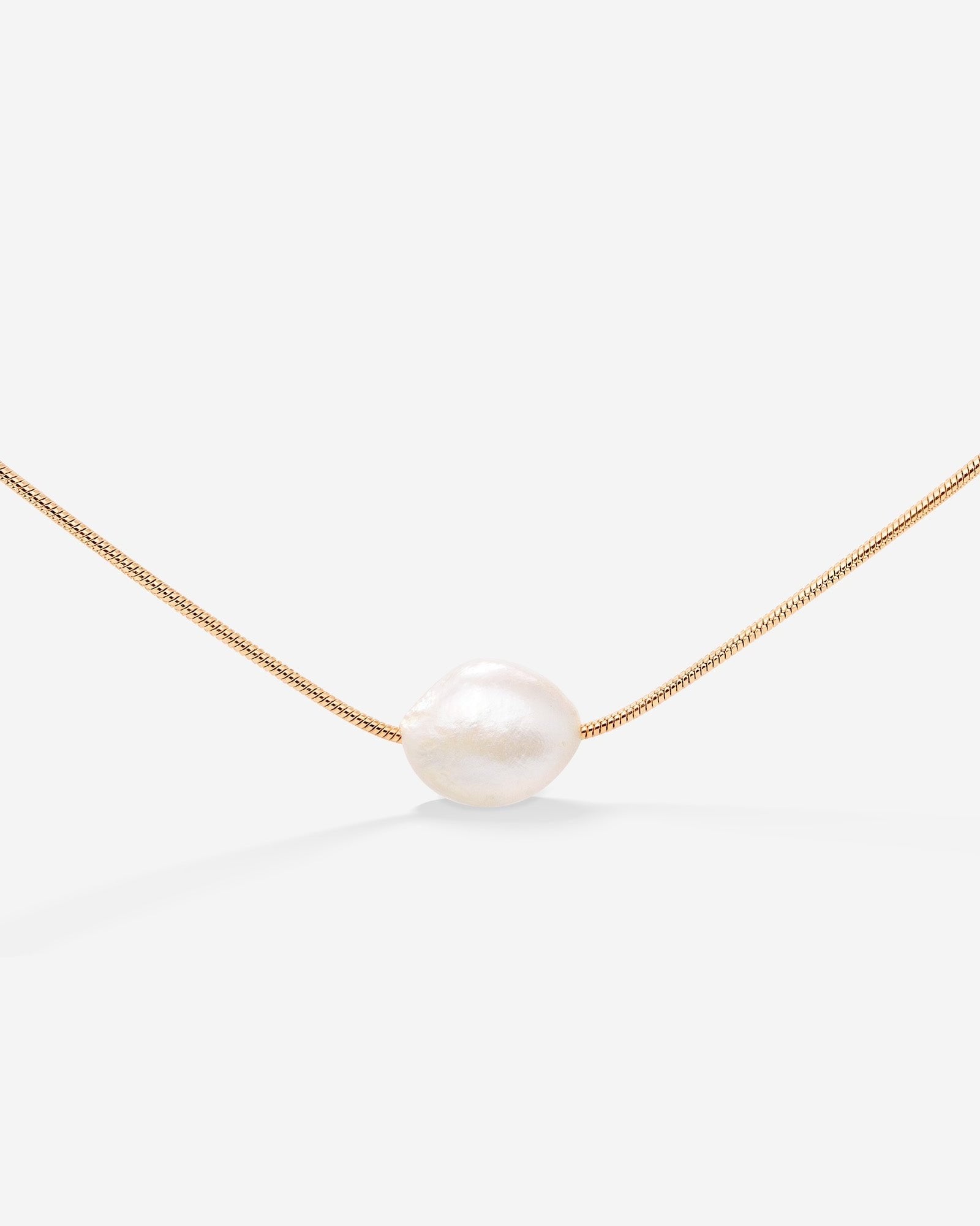 Minimalist Pearl Choker Rose Gold