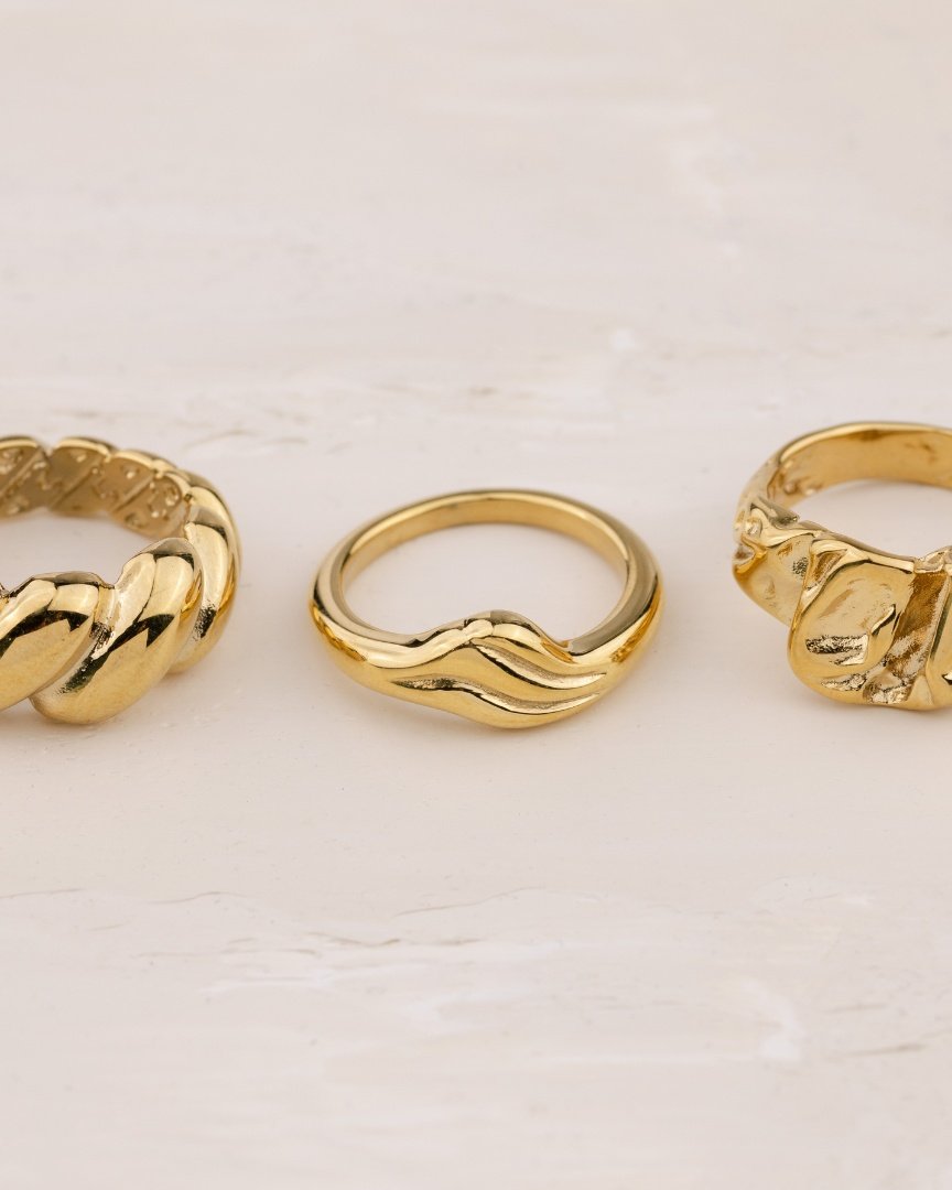 Curvy Wave Ring Rose Gold