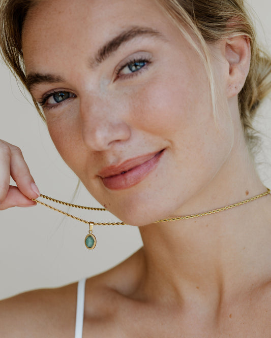 Vintage Vibes Necklace Gold